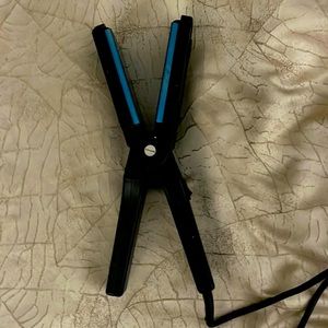 Solano Professional Saphire Iron